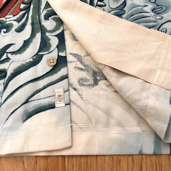 Tommy Bahama Silk Racing Regatta Button Front Shirt in XL White Blue Red - Picture 6 of 9